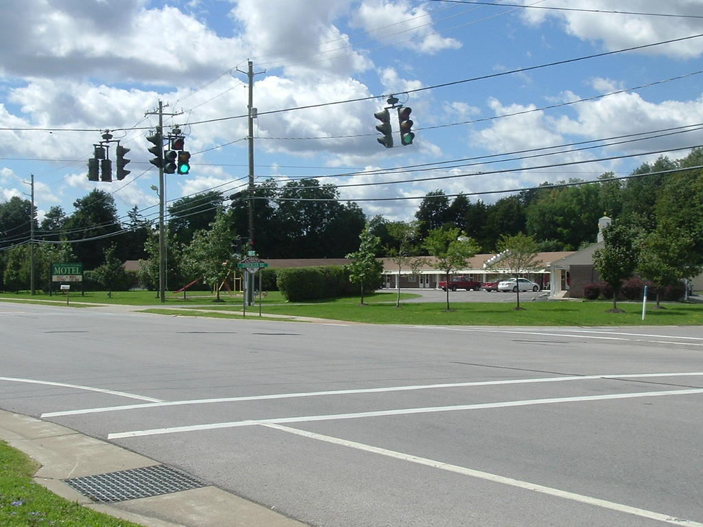 Clarence Fels Three Crown Motel מראה חיצוני תמונה